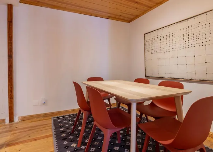 The Lisbon Serenity Apartment By Lovelystay