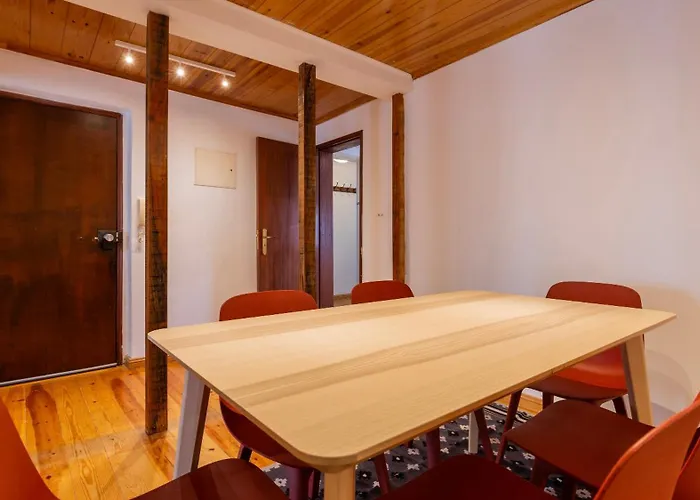 The Lisbon Serenity Apartment By Lovelystay